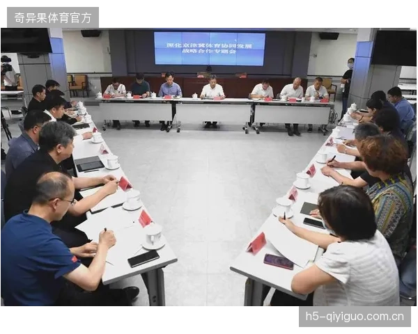 业内共识明确指出，为保证流畅的慢动作回放，体育赛事摄像机部署的最低标准已达到4KP60